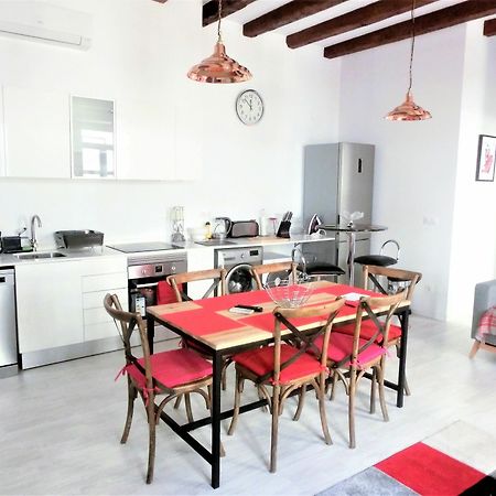 Total Valencia Lonja Apartment Luaran gambar