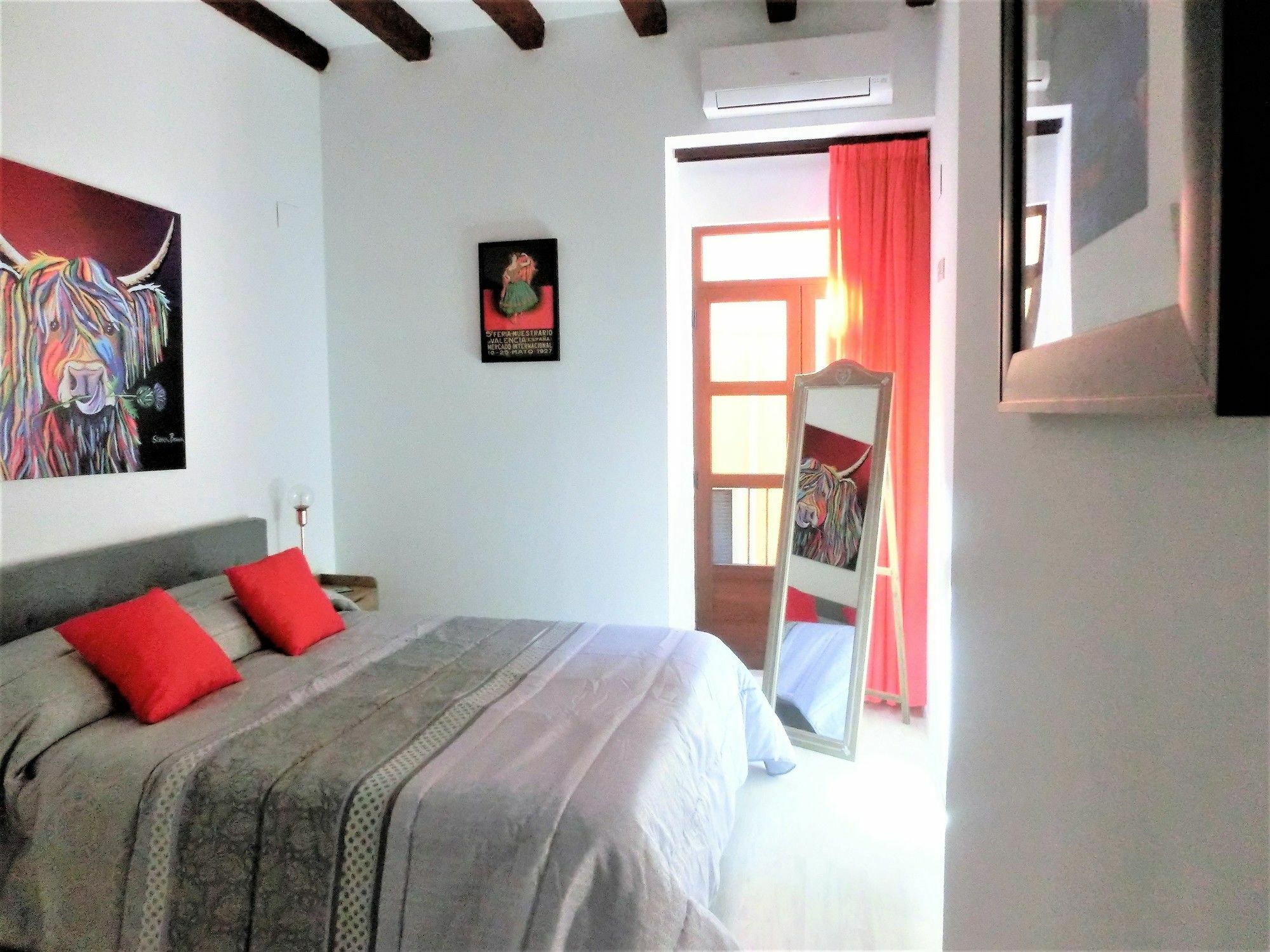 Total Valencia Lonja Apartment Luaran gambar
